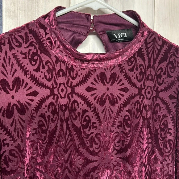 VICI Velvet Ruched Purple Long Sleeve Open Back Mini Dress Medium - Picture 4 of 7